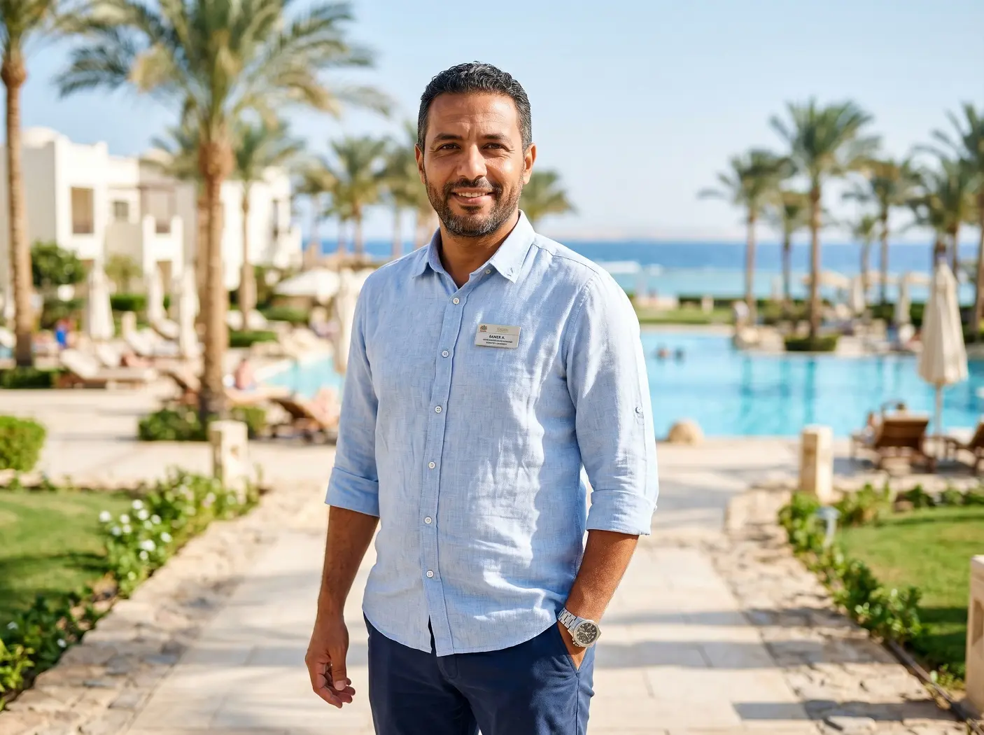 صورة مدير فندق من العملاء